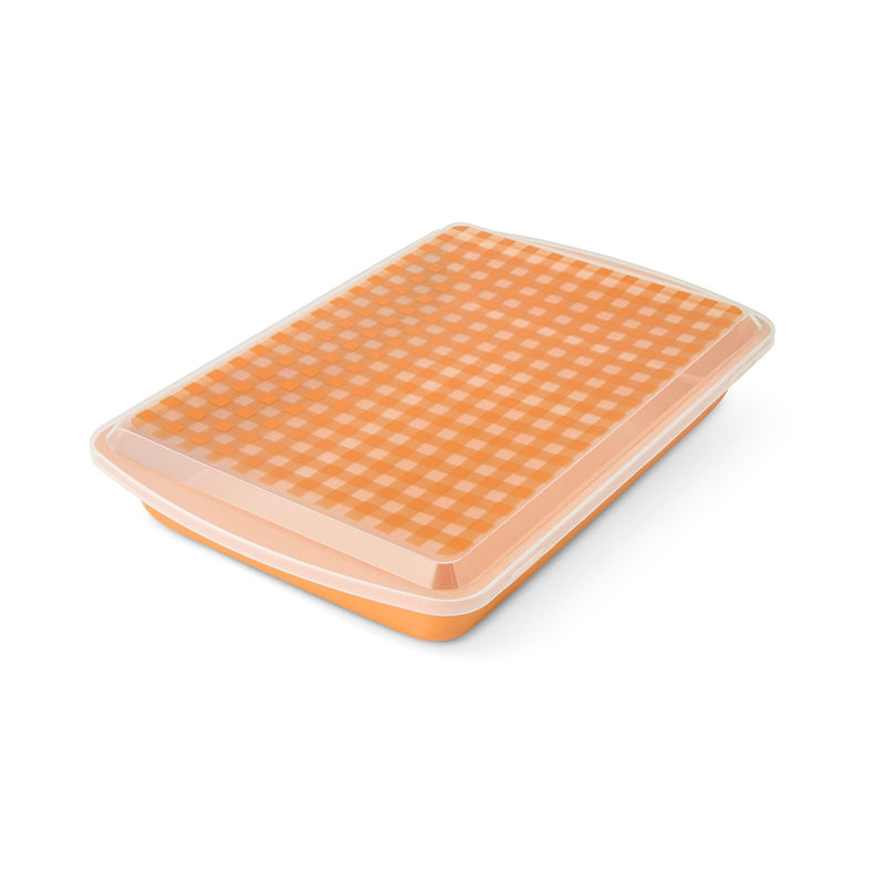Core Kitchen Gingham Metal Pan with Lid and Cutter A3