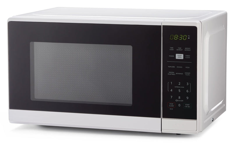 MASTER Chef Countertop Microwave, 700 W, White, 0.7-cu-ft Q8