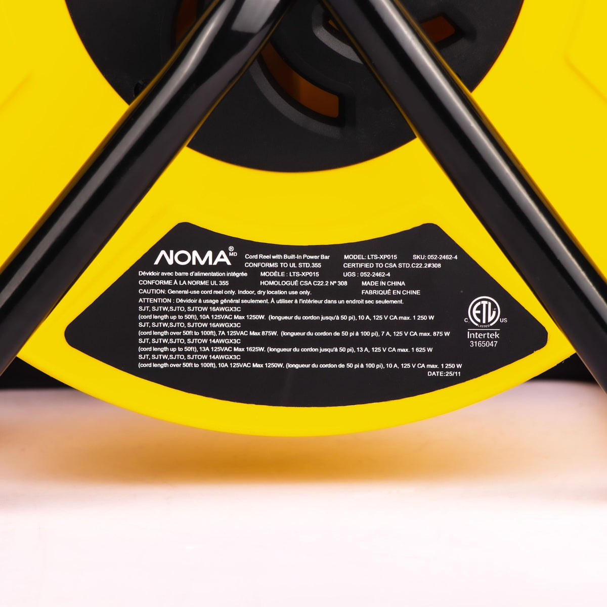 NOMA 100-ft Extension Cord Storage Reel with 4 Grounded Outlets and Circuit Breaker