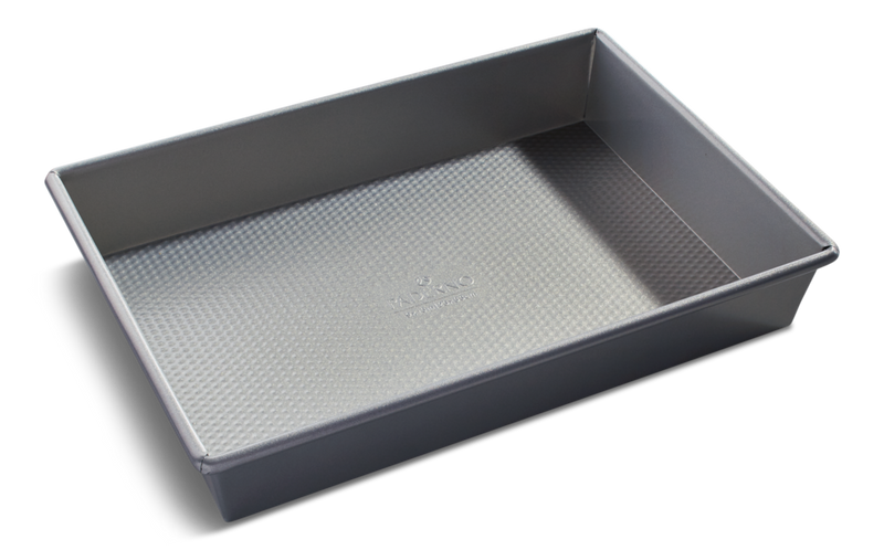 PADERNO Professional Non-Stick Rectangular Cake Pan, 9 x 13-in Z8